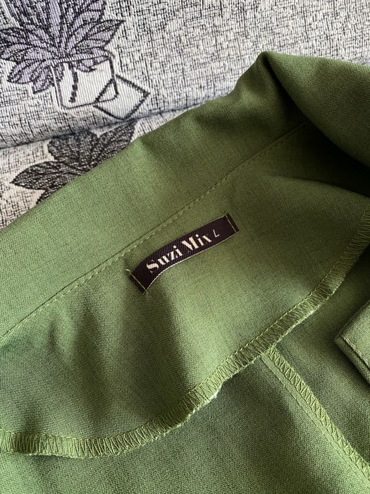 Костюм брючный строгой