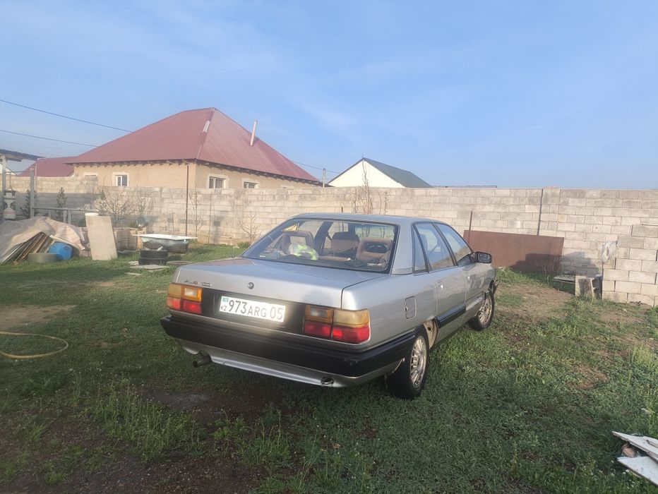 Ауди 100 старушка легенда трассы!