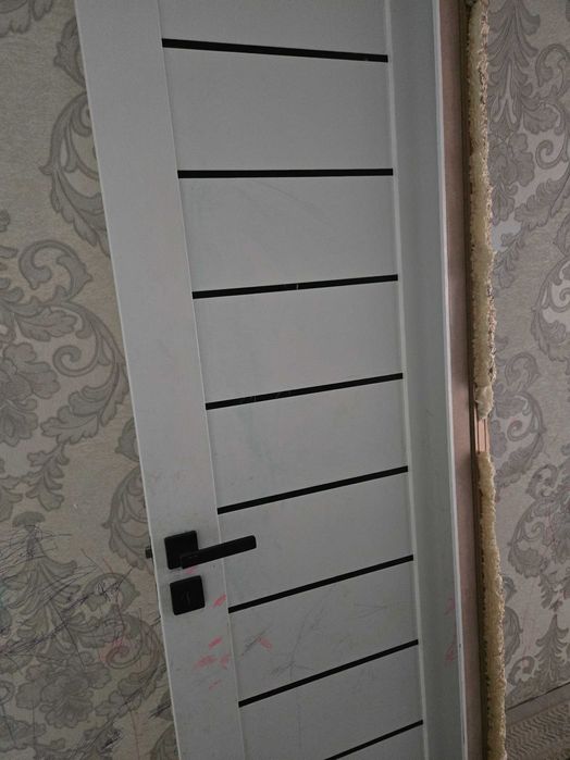 Отдам дверь даром