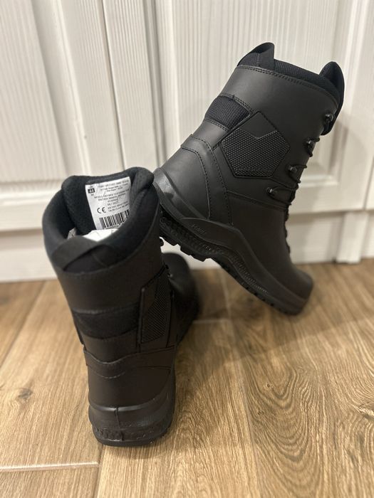 Кубинки от естествена кожа 44 номер нови.  Планински обувки.