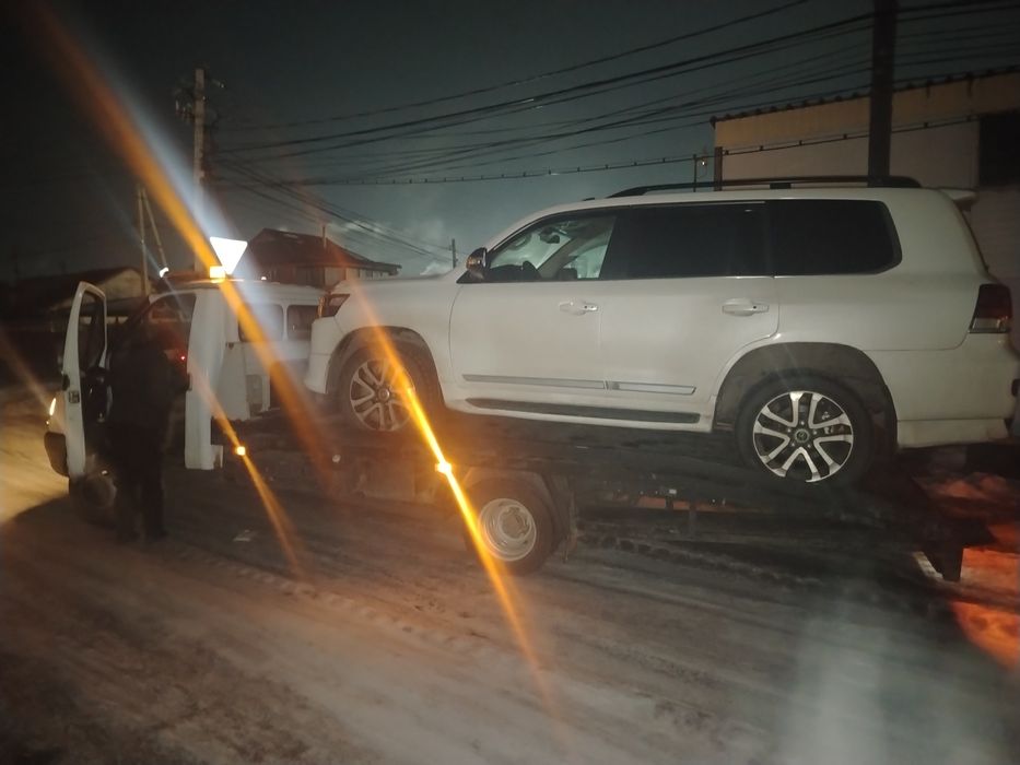 Услуги эвакуатора 24/7