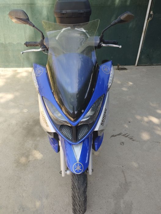 Скутер YAMAHA kaltong