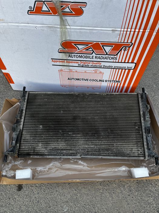 Радиатор Mazda 3