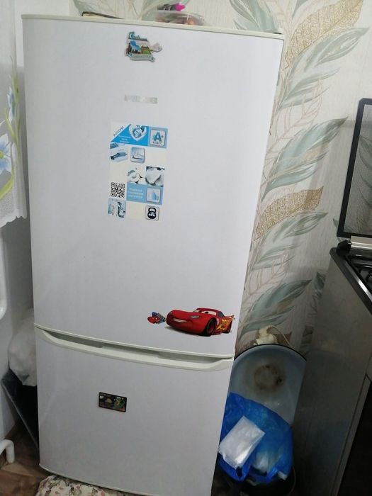 Продам прихожую пылесос холодильник