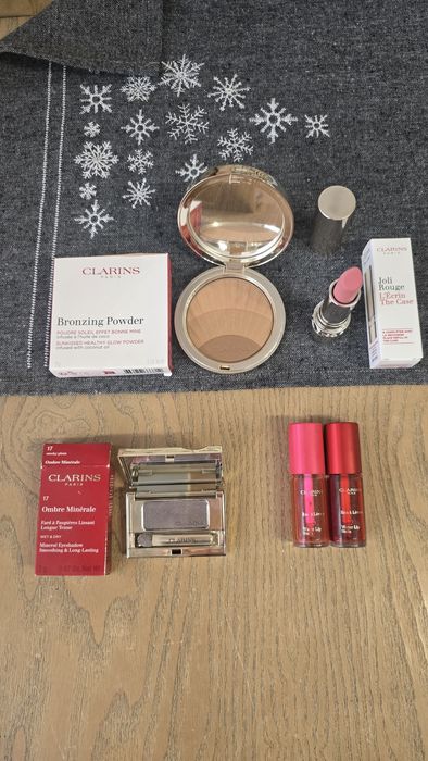 Clarins декоративна козметика