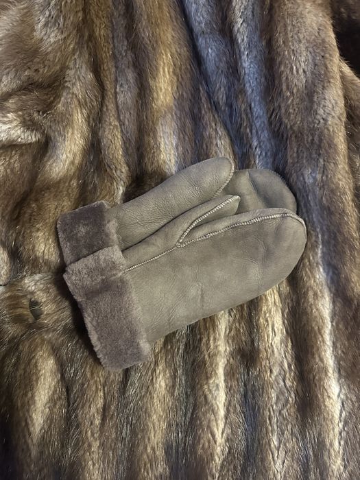 Manusi din blana naturala