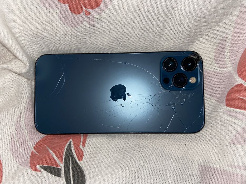 IPhone 12 pro max продажа оригинал экран