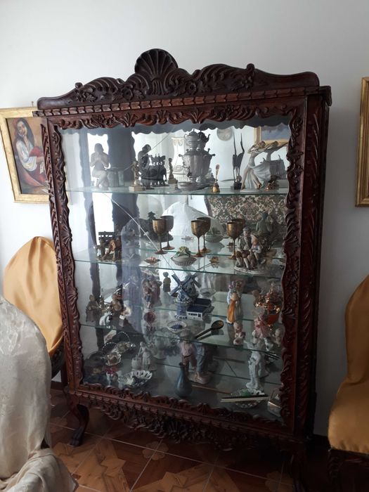 Mobila lemn sculptata living