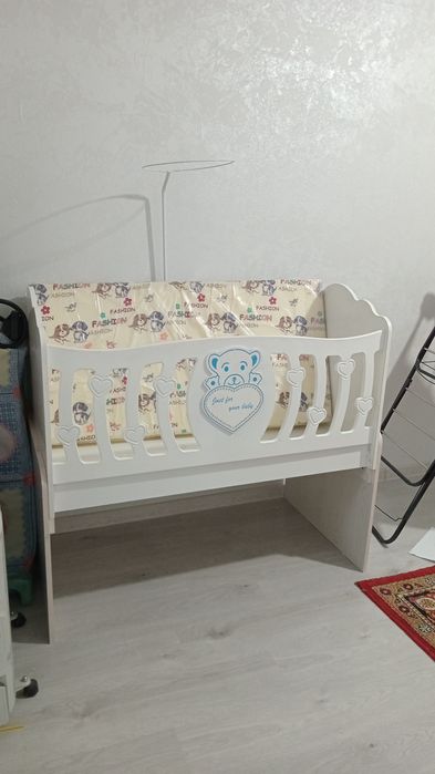 Кроват детский модел чикко