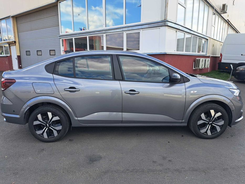 DACIA Logan 2025 — imagine 2