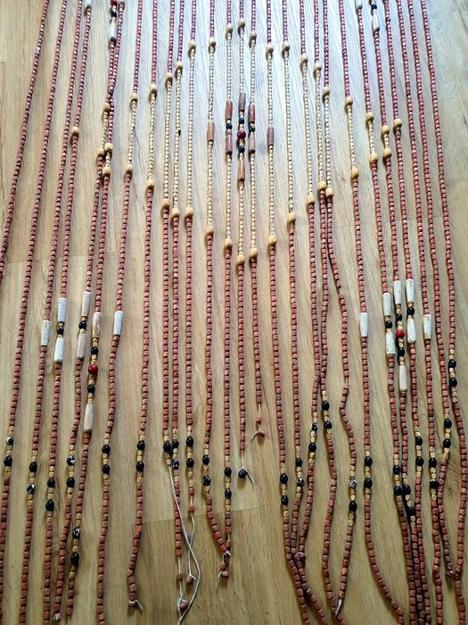 Шторка деревянные бусины ретро