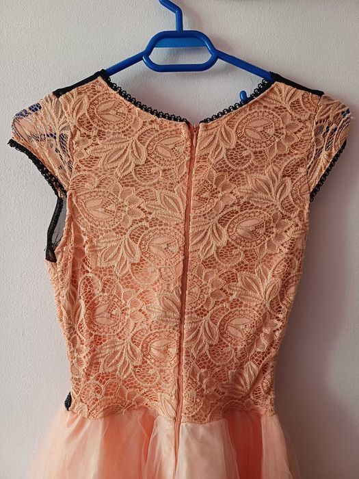 Rochie eleganta cu dantela scurta