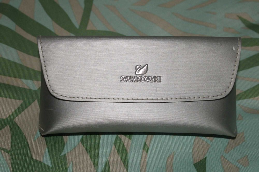 Оригинални дамски слънчеви очила SWAROVSKI, пълен комплект