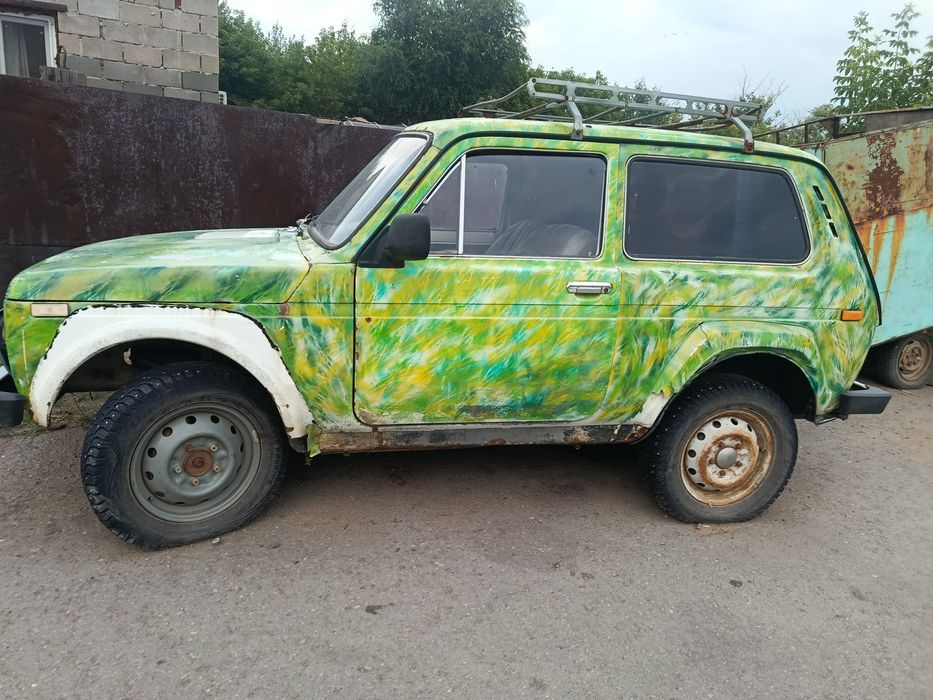 Продам Ниву отличный вариант для дома