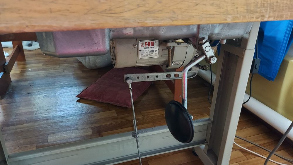 Швейная машина TYPICAL