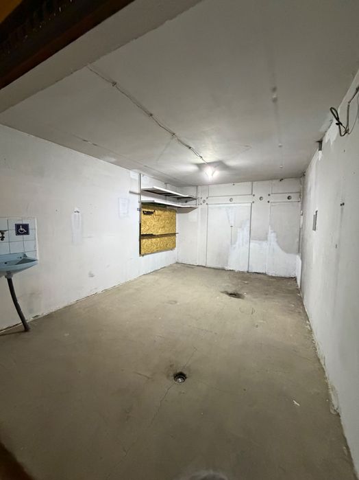 Давам гараж под наем в Младост 4