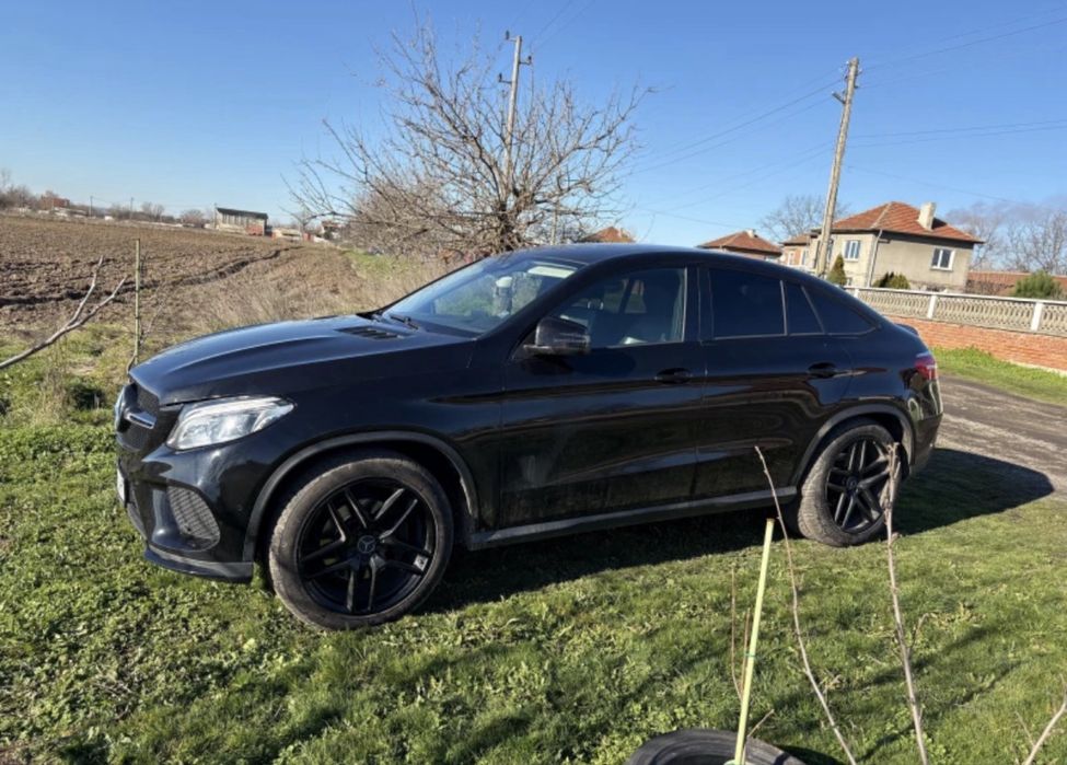 Mercedes-Benz GLE 350 AMG пакет| AIRMATIC|2 комплекта гуми|Каско+ГО
