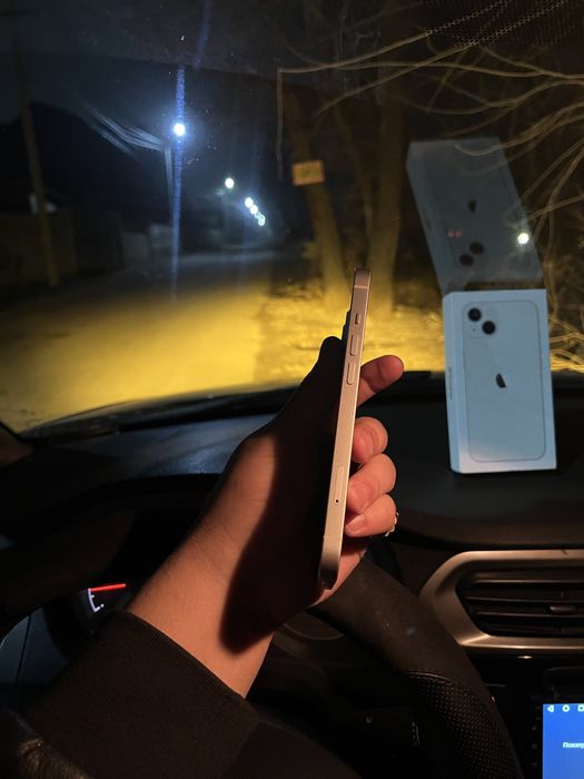 Айфон 13/128гб.