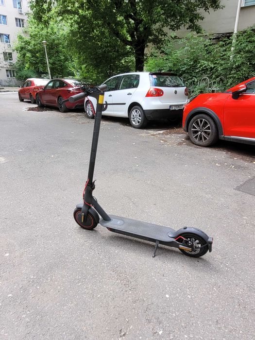 Trotineta electrica Xiaomi Mi Electric Scooter Pro 2 in Garantie
