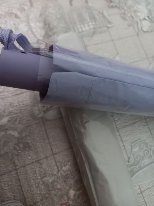 Продам зонтик хорошего качества