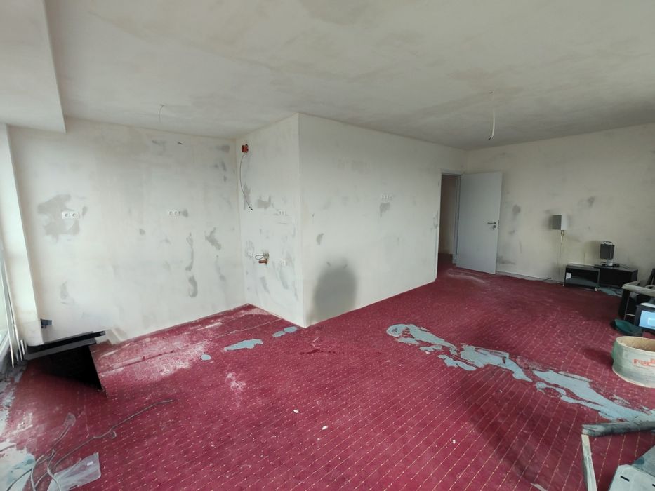 Продава се Тристаен апартамент в Бургас, Сарафово - 105 кв.м за 510 €/кв.м - Снимка #2