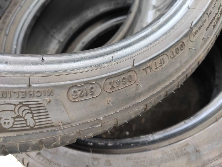 4бр Летни гуми 205 45 17 - Michelin