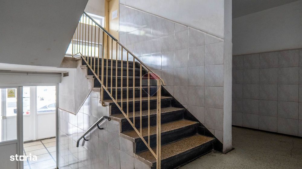 Vanzare apartament 3 camere în zona Ferdinand-Obor, etaj 4