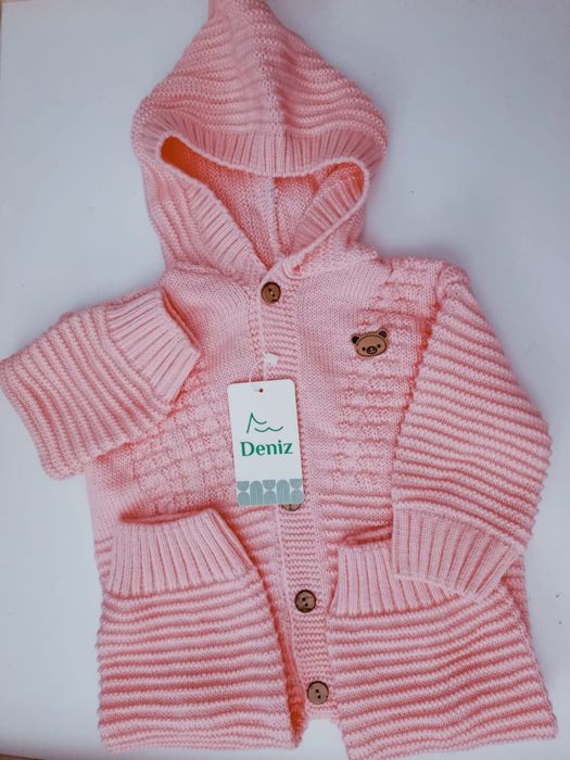 Детский костюм и мягкая игрушка