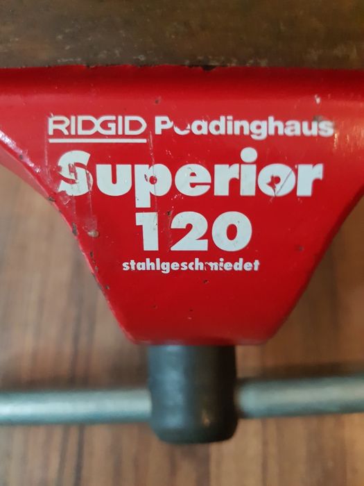 Menghină Ridgid Superior 120