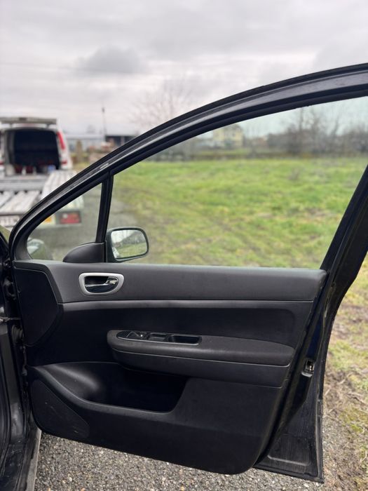Peugeot 307  ,Пежо 307 2.0hdi 107кс. 2003г. На части.
