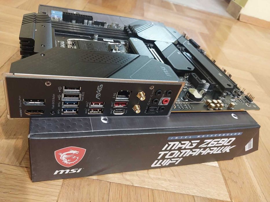 MSI Z690 Tomahawk Wi-Fi DDR5