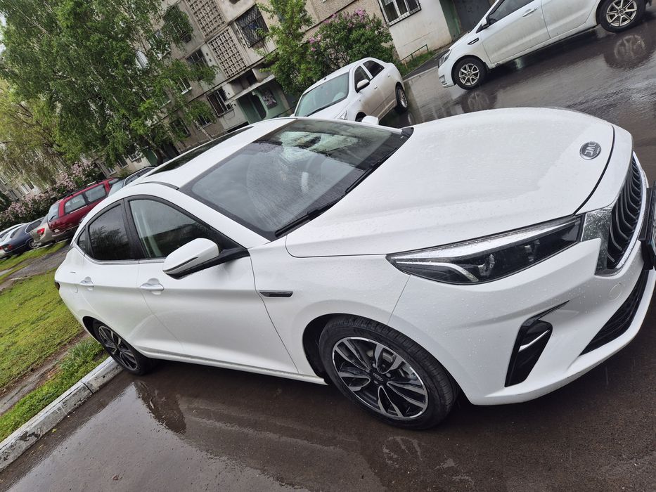 Продам машину Jac j7,  обмен не интересует