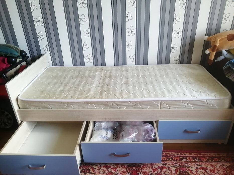 Продам кровать в отличном состоянии