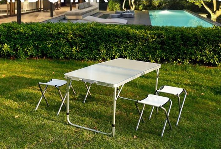 Комплект-Сгъваема маса и четири стола