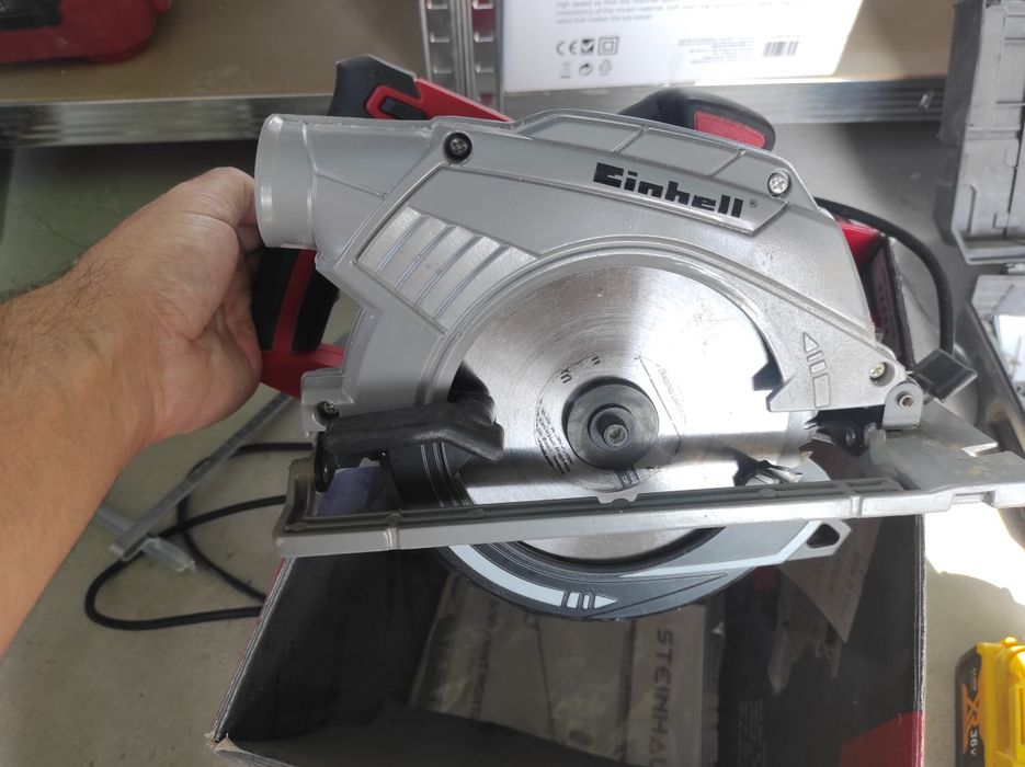 Fierăstrău Circular Electric