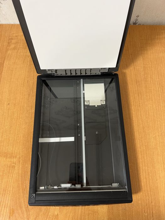 Продается сканер Canon Scan LiDE 210