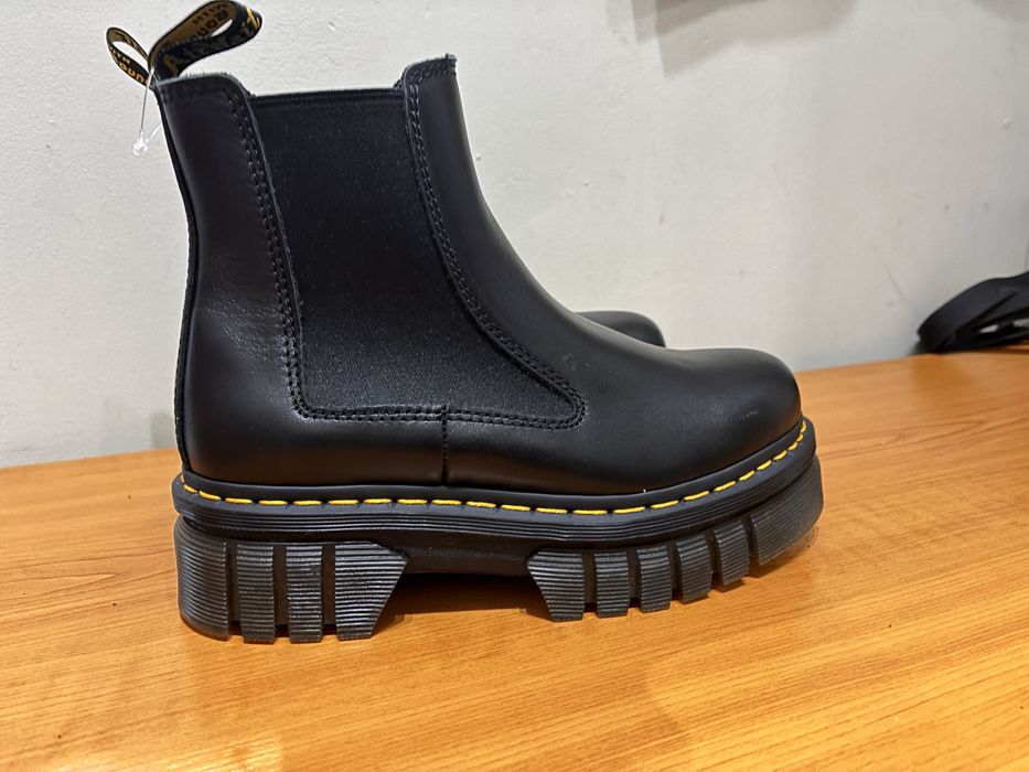 Dr. Martens Боти Chelsea в Черно