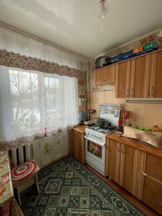 Продам 1ком, кирпичный дом