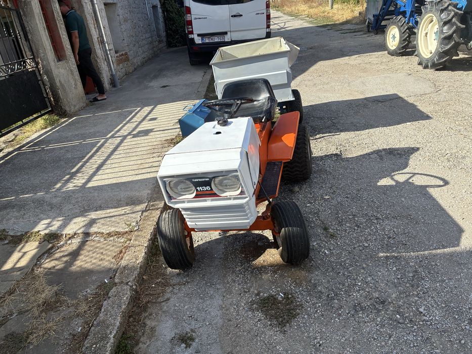 Градински трактор Turfmaster H36 с ремарке!