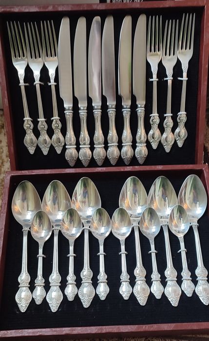 Старинни руски прибори за хранене