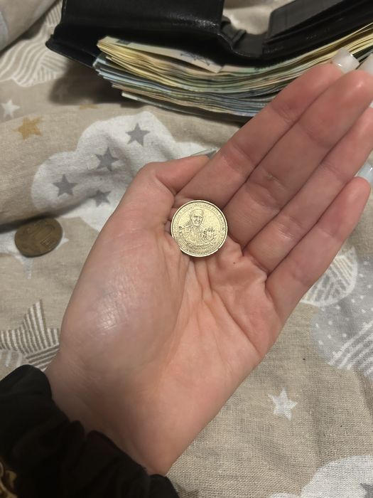 Moneda cu Papa Francisc