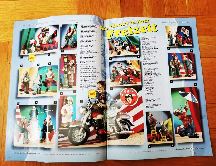 Антикварна керамика статуетка  фигура статуя клуон палячо шут смешник