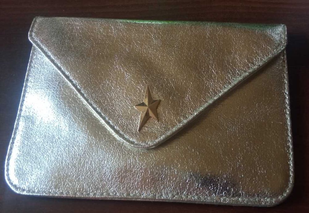 Чанта малка Thierry Mugler златиста металик с Карта MUGLER THE CIRCLE