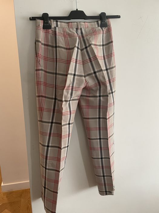 Pantaloni MaxMara in carouri 34