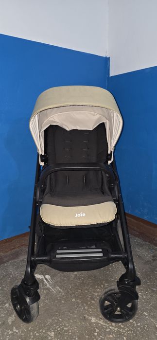 Коляска прогулочная