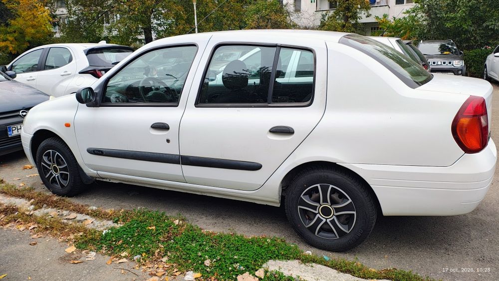 RENAULT 4 2001 — imagine 4