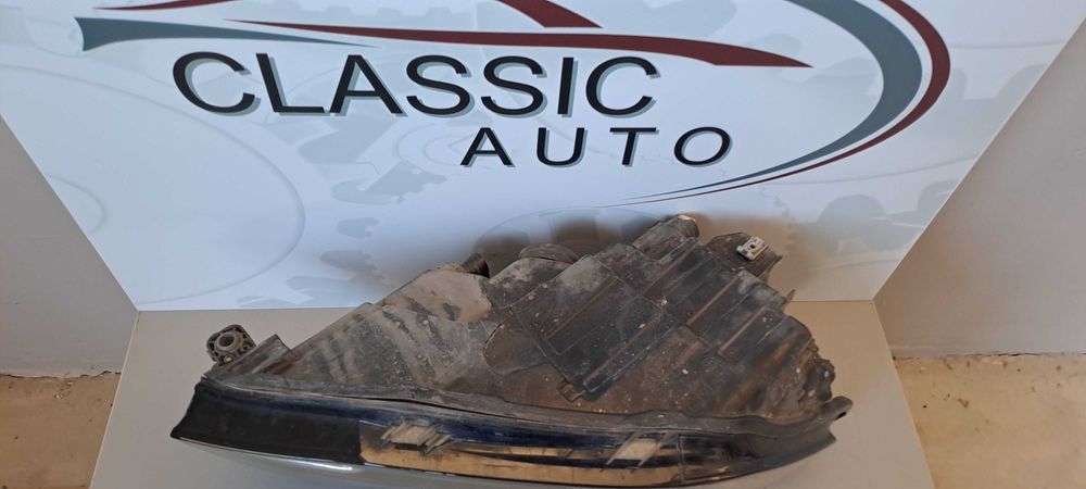 Фар VW Caddy 2020г.