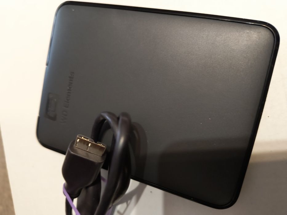 Hard disk extern WD Elements capacitate 1 TB