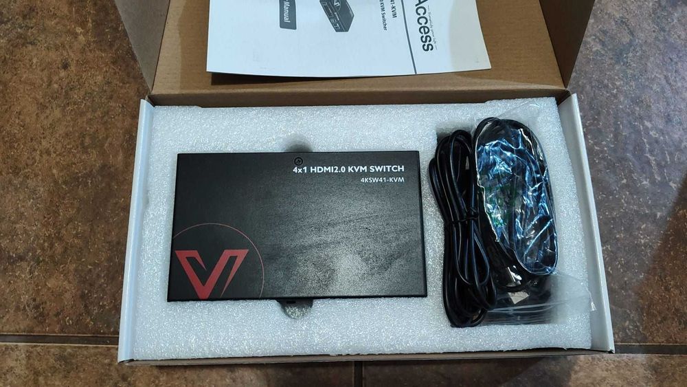 AV Access KVM Switch 4K 60Hz /1080p 240Hz / 2560x1440 144Hz, HDMI 2.0