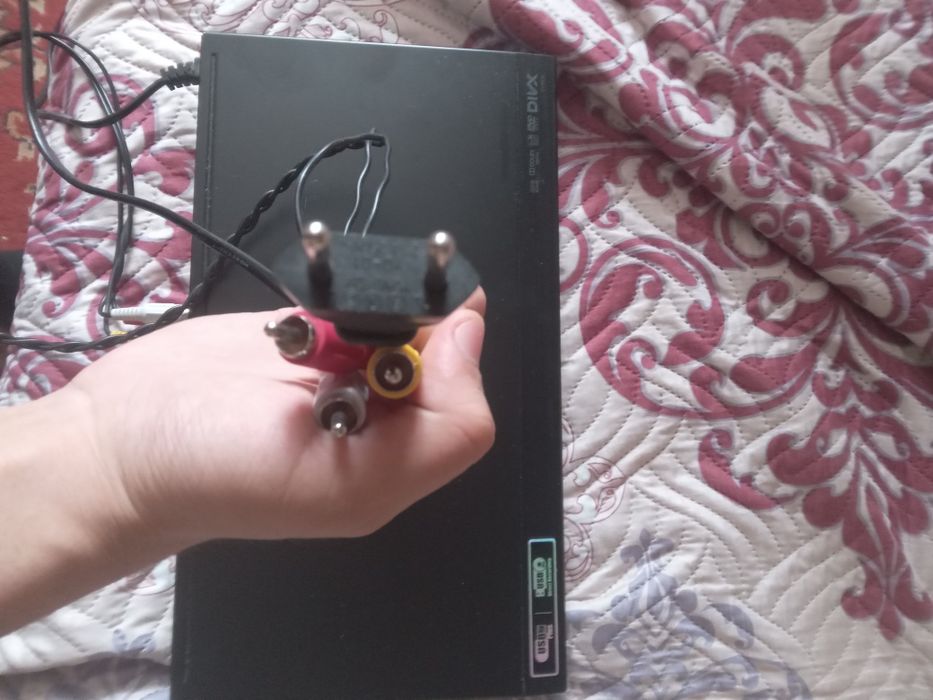 DVD плеер LG DVX632